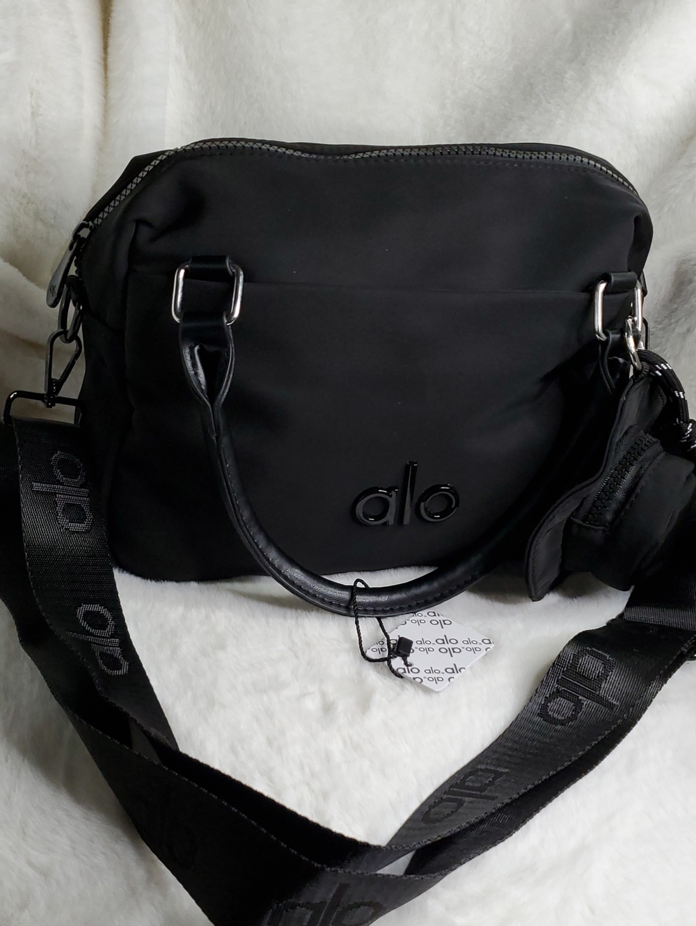 ALO Yoga Black Crossbody Bag with Logo Strap - Picture 1 of 12
